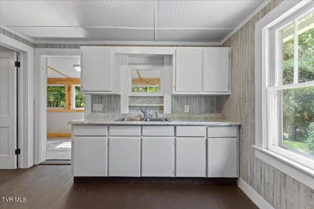 $260,000 | 591 Whaley Town Road, Butler, TN 37640