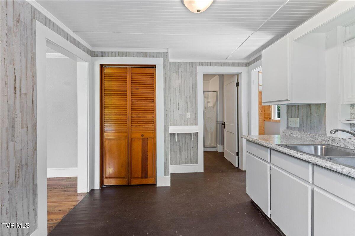 591 Whaley Town Road Butler, TN 37640 - Photo 22 of 41 19-128A0083