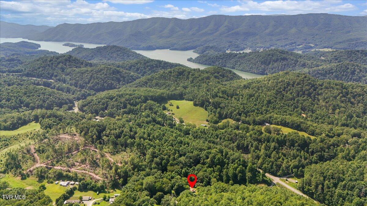 591 Whaley Town Road Butler, TN 37640 - Photo 36 of 41 36-DJI_20250705160820_0633_D