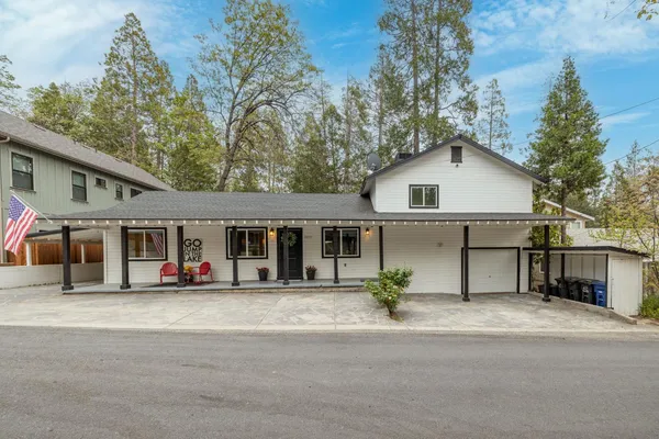 $1,250,000 | 39253 Robin, Bass Lake, CA 93604