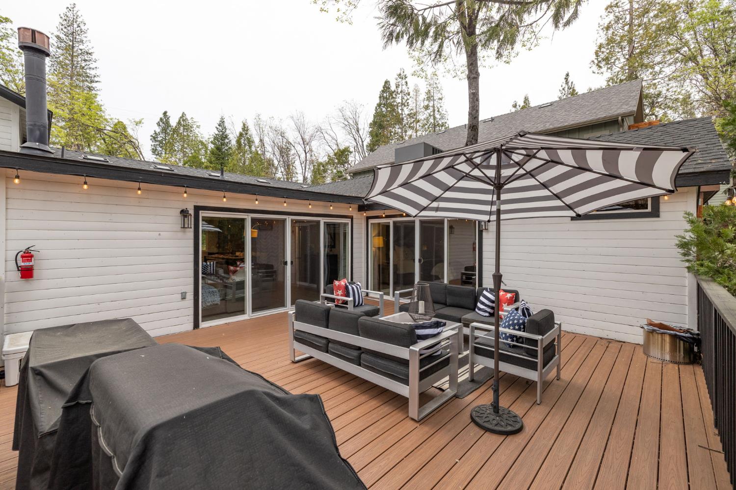 39253 Robin Bass Lake, CA 93604 - Photo 60 of 86 a view of a chairs and tables in the back yard of the house