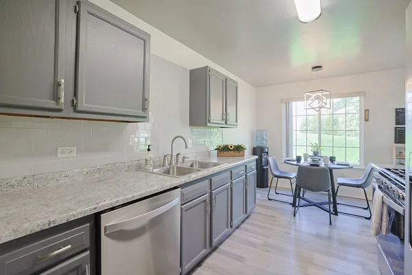 $239,900 | 875 Golf Course Road, Unit 2, Crystal Lake, IL 60014