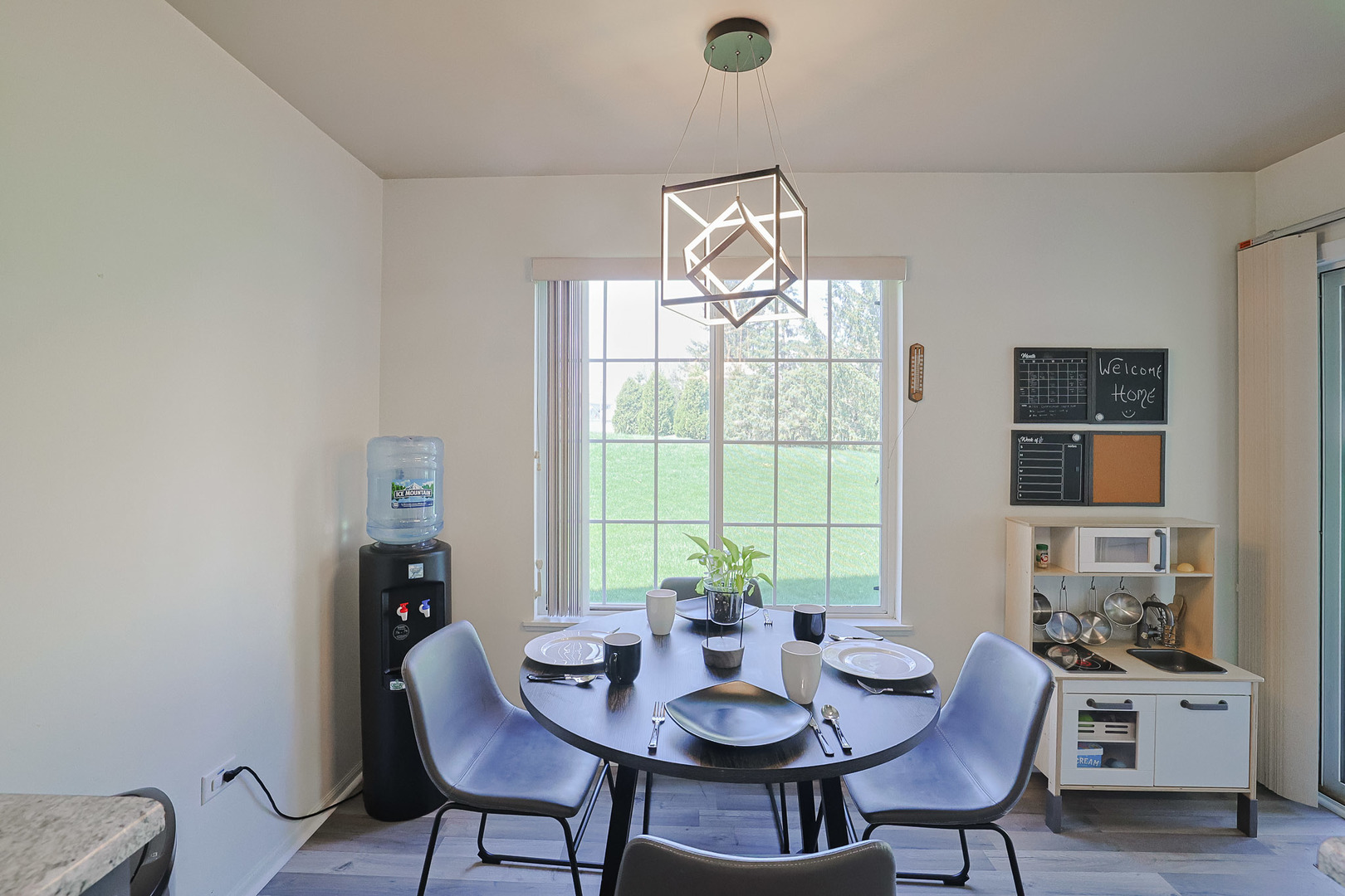 875 Golf Course Road, Unit 2 Crystal Lake, IL 60014 - Photo 8 of 33 Gallery Image 8