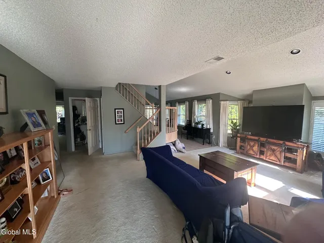 $3,200 | Undisclosed Address, Saratoga Springs, NY 12866