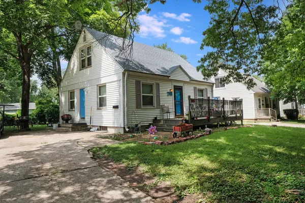 $155,000 | 218 Arcadia Drive, Champaign, IL 61820