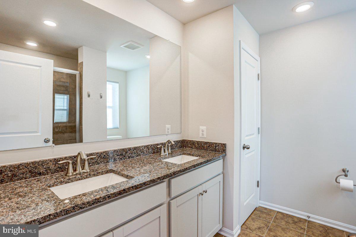 345 Hickory Ridge Circle York, PA 17404 - Photo 21 of 33 Gallery Image 21