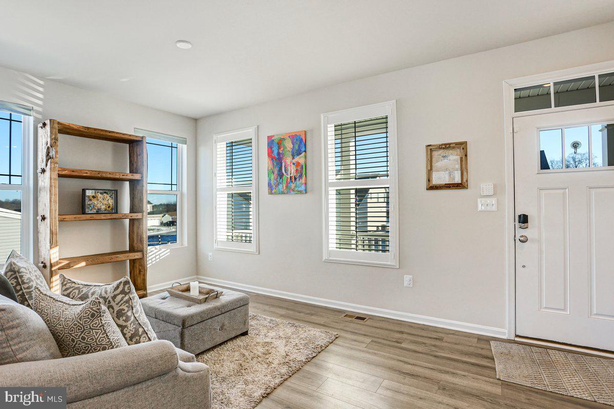 345 Hickory Ridge Circle York, PA 17404 - Photo 3 of 33 Gallery Image 3