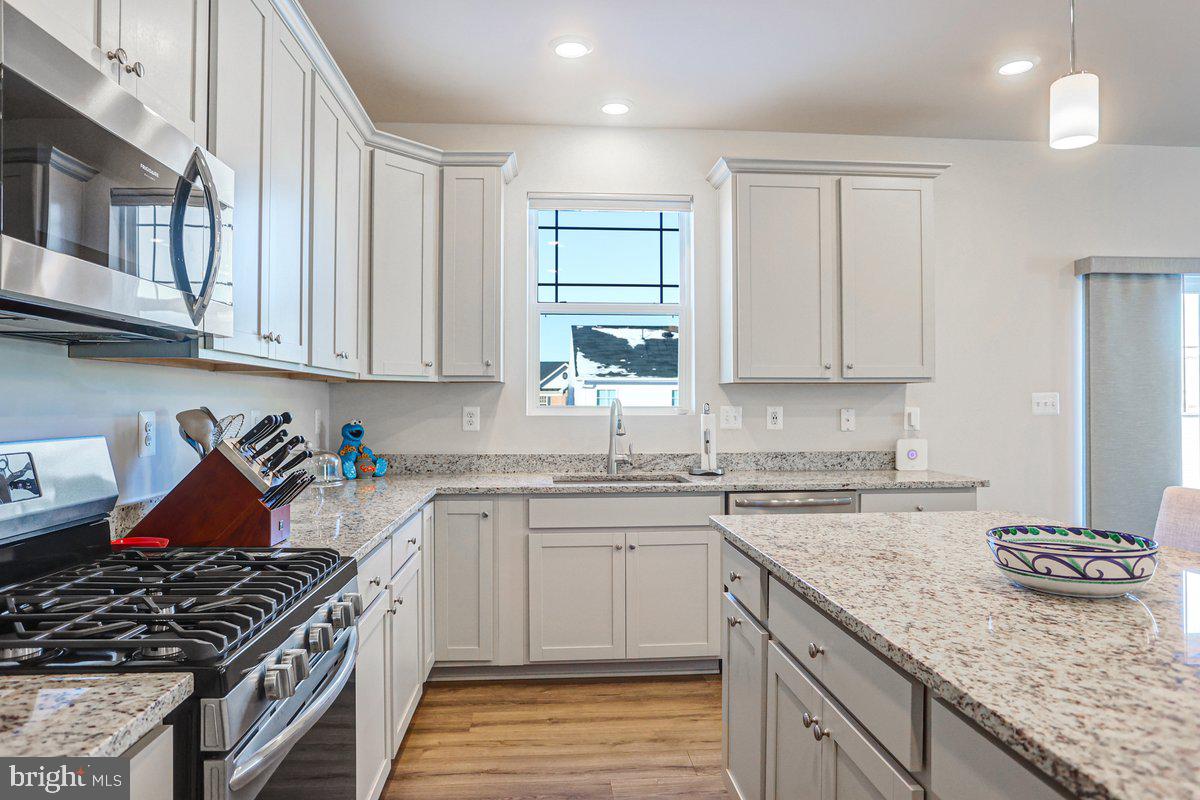 345 Hickory Ridge Circle York, PA 17404 - Photo 7 of 33 Gallery Image 7
