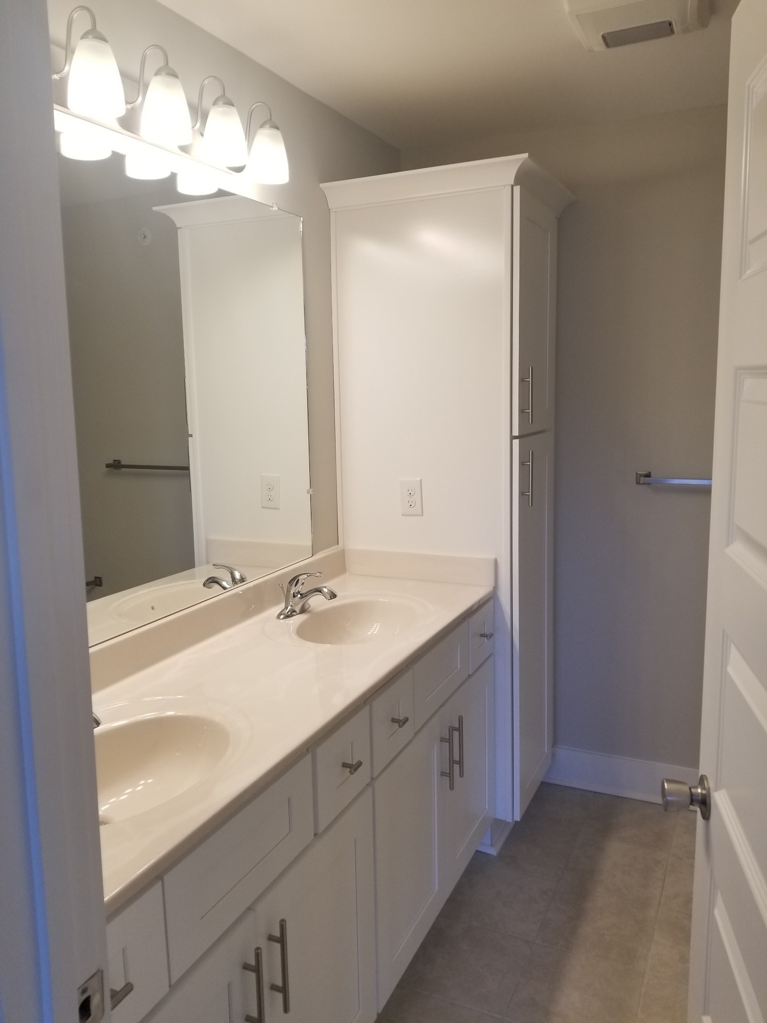 8014 Tuberose Court Spring Hill, TN 37174 - Photo 10 of 19