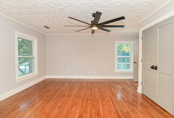 $2,800 | 1031 Meyer Street, Sealy, TX 77474