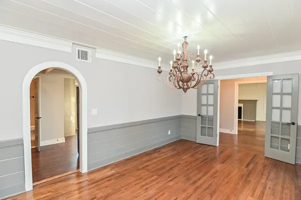 $2,800 | 1031 Meyer Street, Sealy, TX 77474