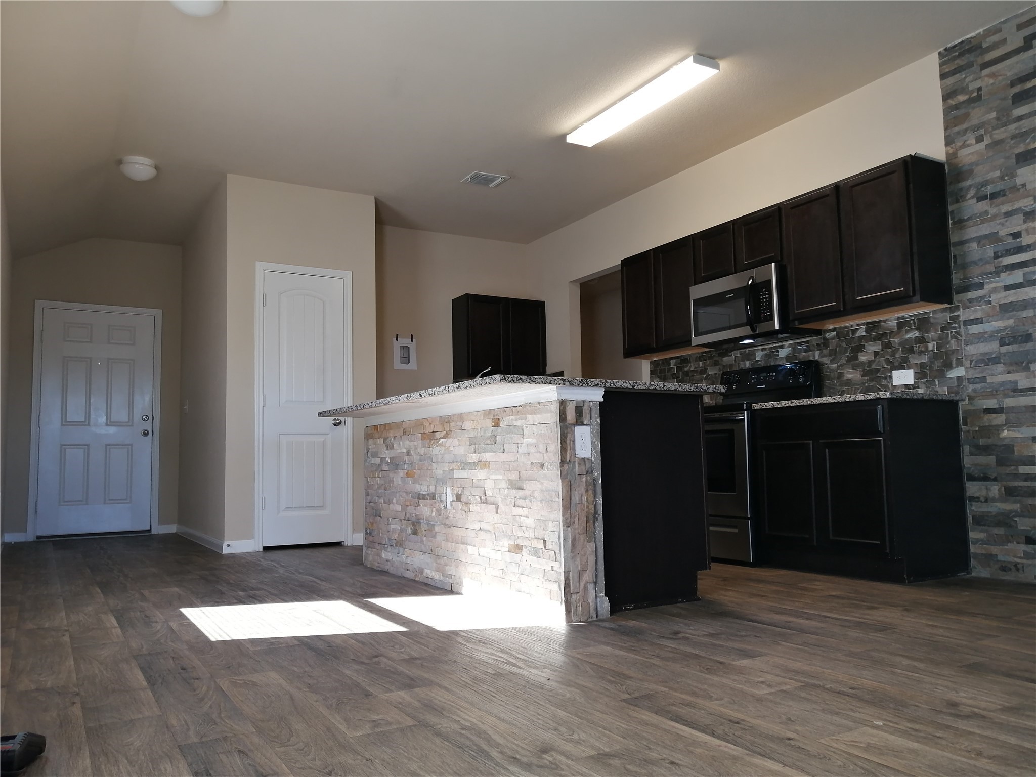 14313 Almodine Road Manor, TX 78653 - Photo 3 of 24