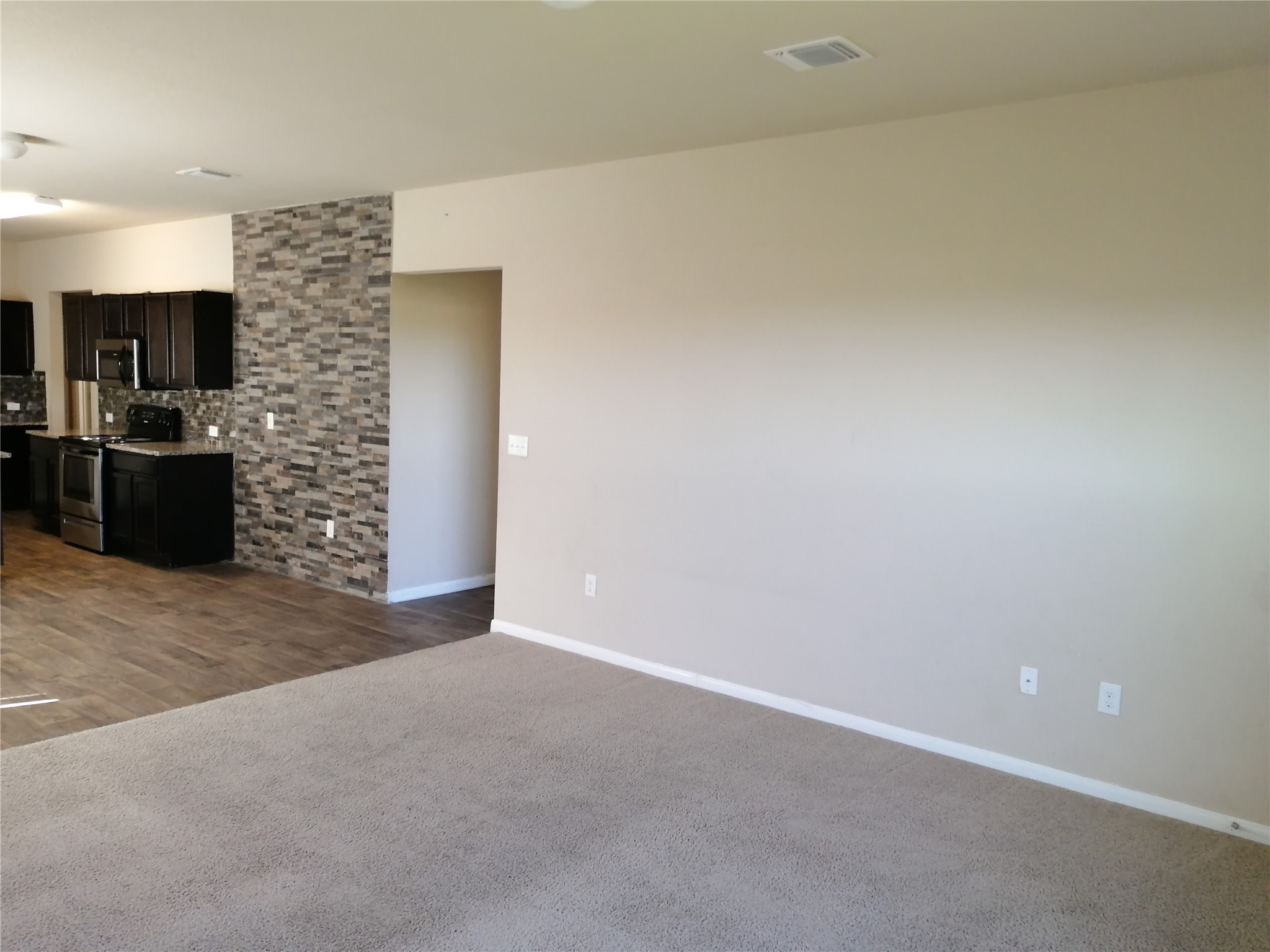 14313 Almodine Road Manor, TX 78653 - Photo 6 of 24