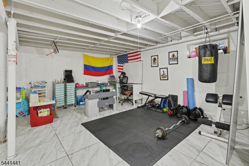 392 Ingall Street Union, NJ 07083 - Photo 29 of 48