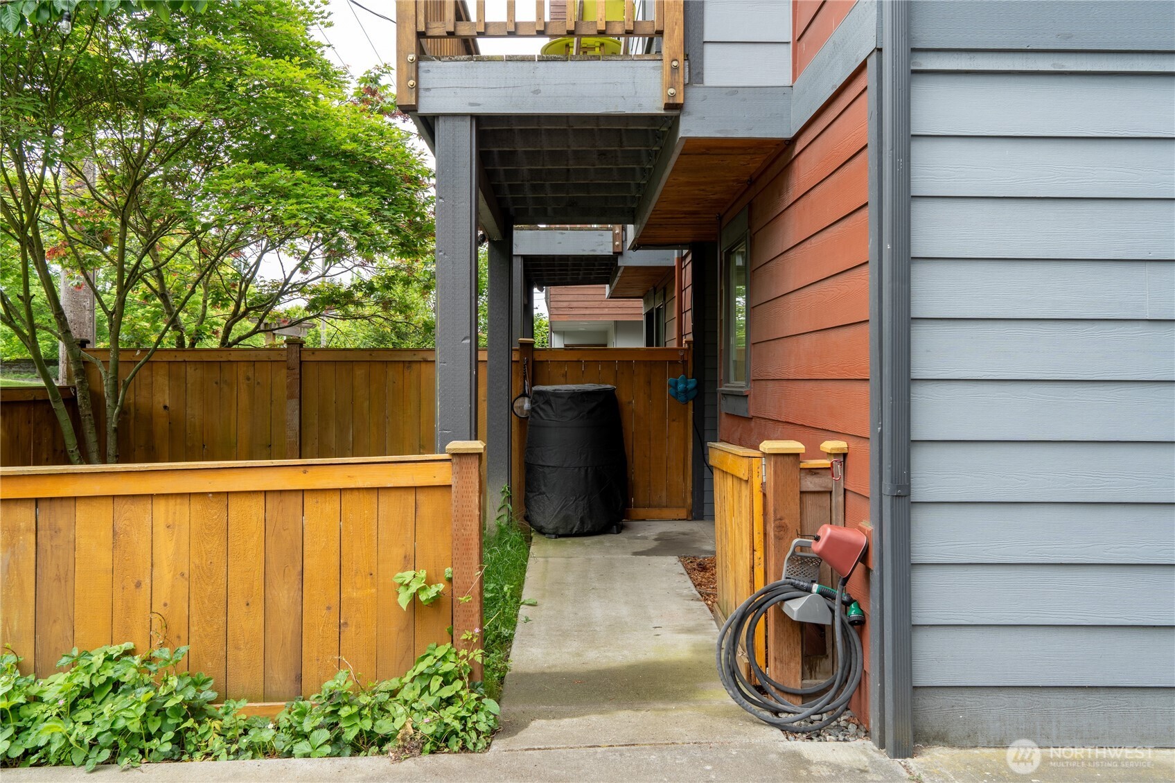 1419 Northwest 65th Street, Unit B Seattle, WA 98117 - Photo 26 of 26