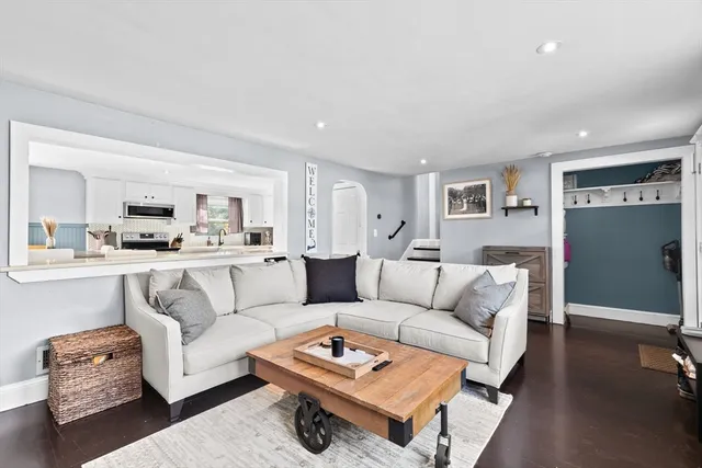 $549,900 | 133 Crescent Street, Rockland, MA 02370