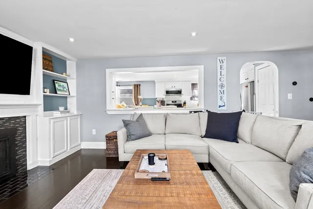 $549,900 | 133 Crescent Street, Rockland, MA 02370