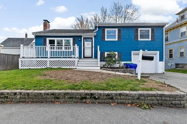 $549,900 | 133 Crescent Street, Rockland, MA 02370