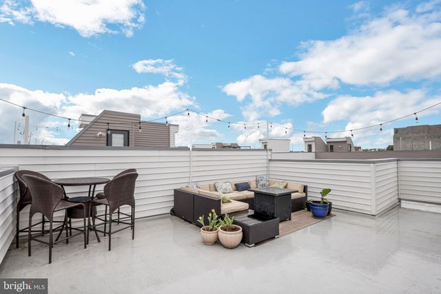 $470,000 | 2672 Collins Street, Philadelphia, PA 19125