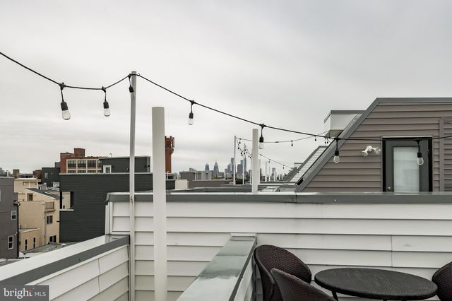 $470,000 | 2672 Collins Street, Philadelphia, PA 19125