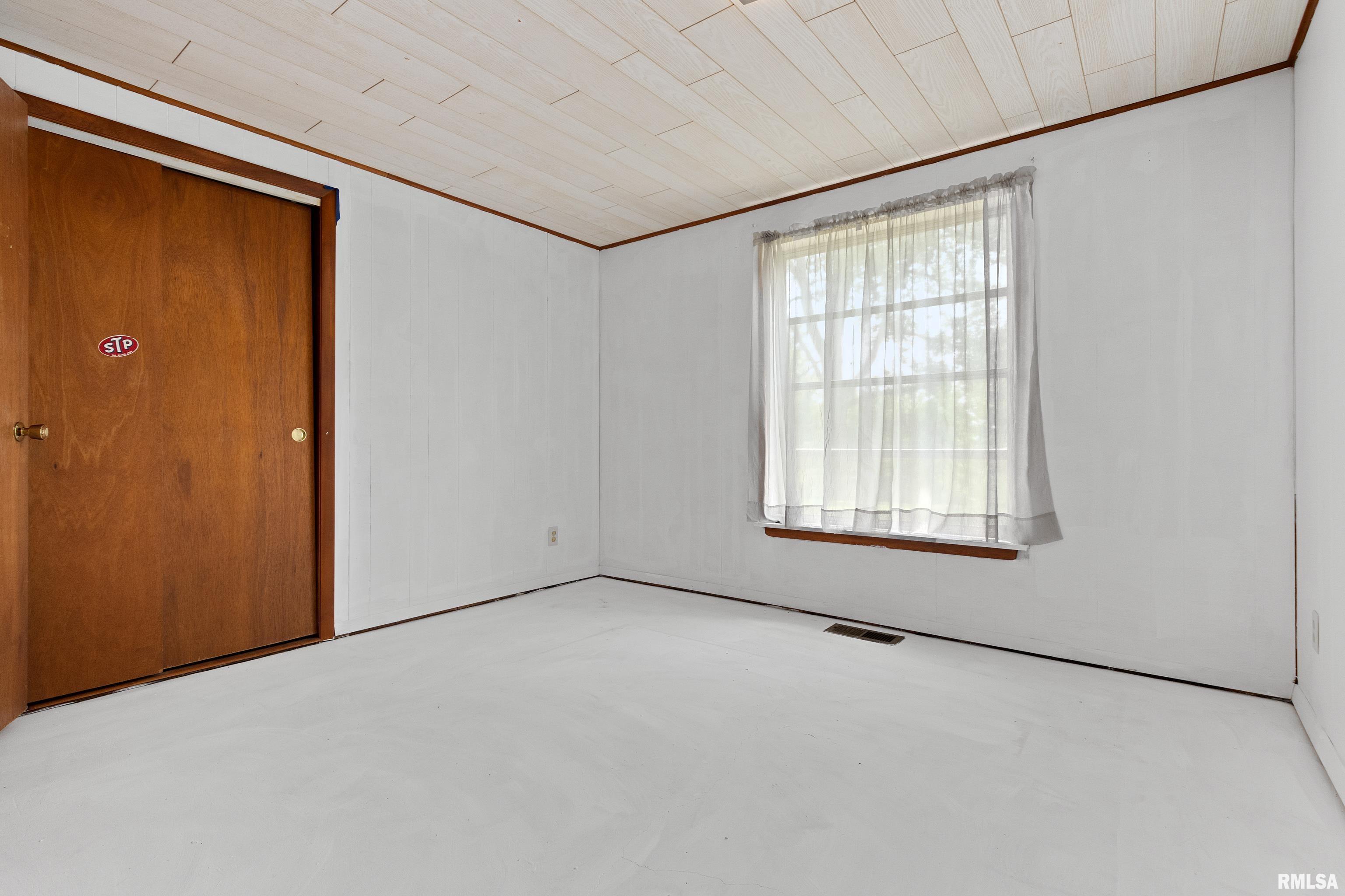 18829 North Old Galena Road Chillicothe, IL 61523 - Photo 32 of 51 Gallery Image 32