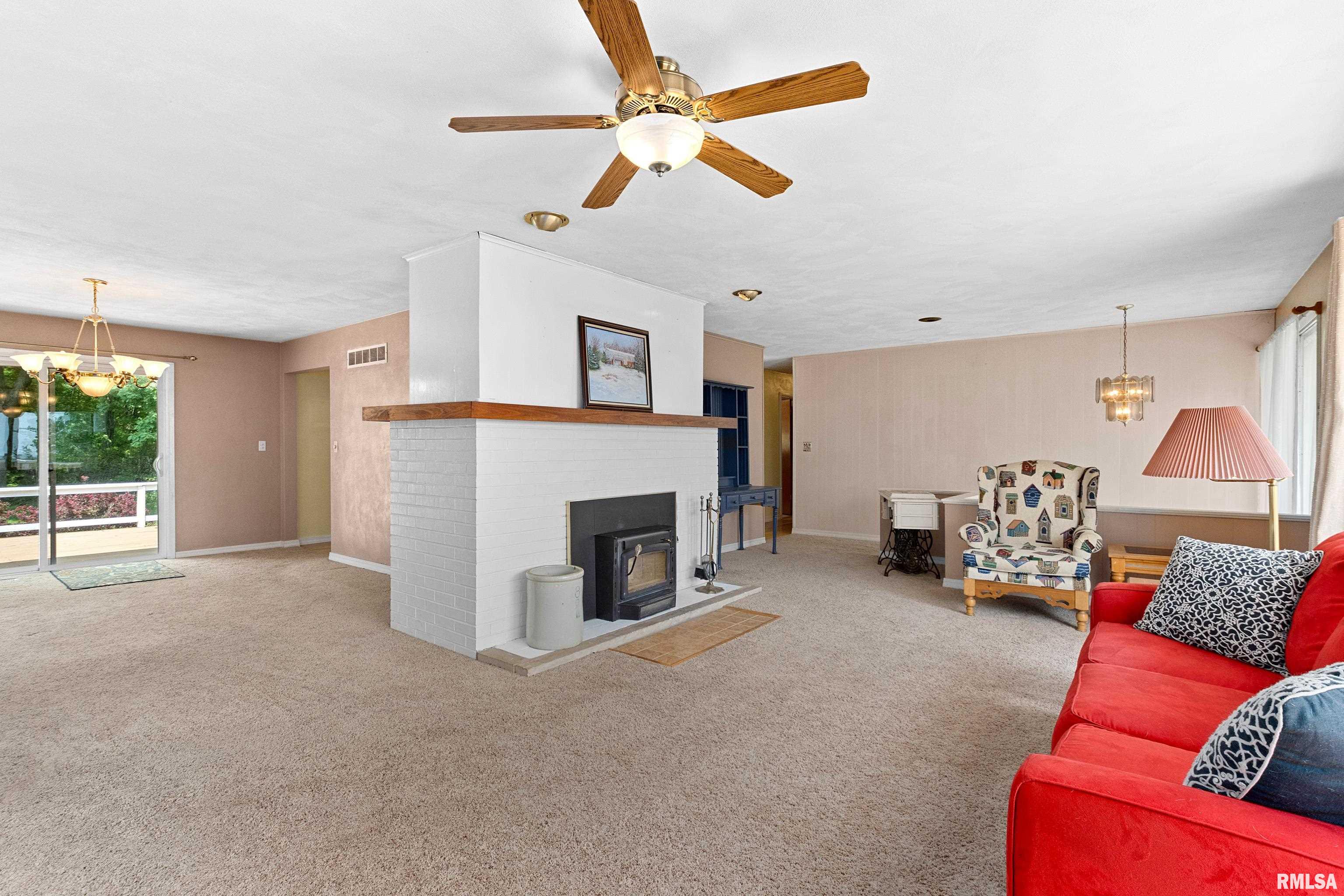 18829 North Old Galena Road Chillicothe, IL 61523 - Photo 6 of 51 Gallery Image 6