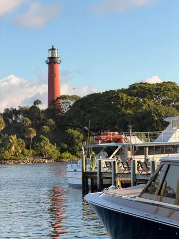 $579,000 | 3322 Casseekey Island Road, Unit 201, Jupiter, FL 33477