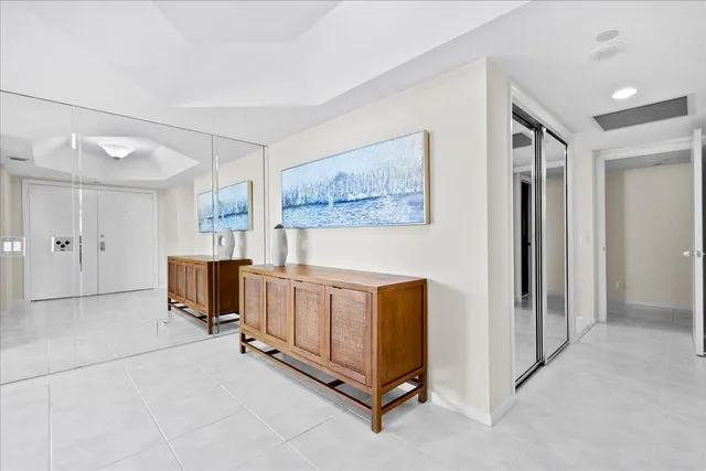 $579,000 | 3322 Casseekey Island Road, Unit 201, Jupiter, FL 33477