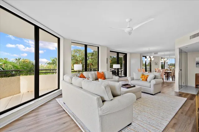 $579,000 | 3322 Casseekey Island Road, Unit 201, Jupiter, FL 33477