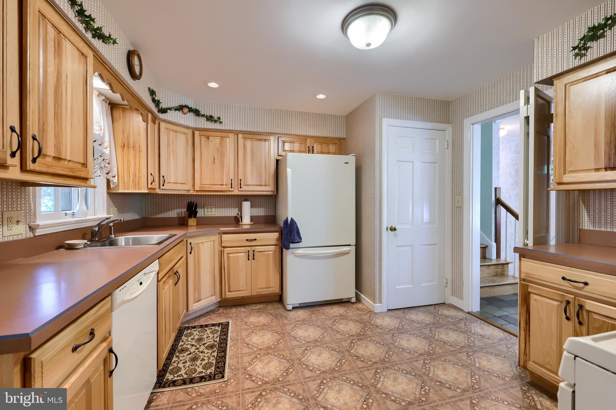1171 Grandview Road York, PA 17403 - Photo 14 of 47 Gallery Image 14
