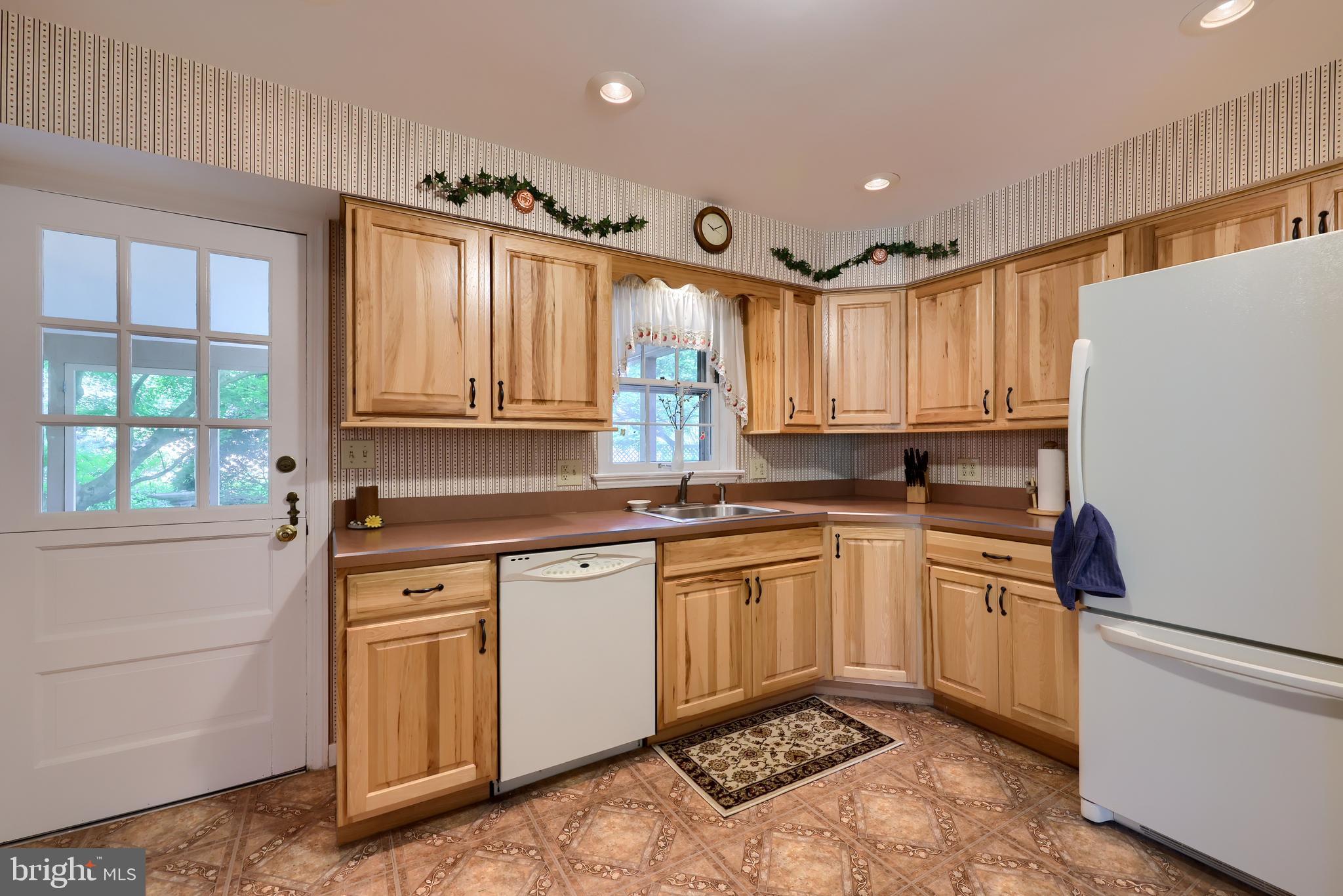 1171 Grandview Road York, PA 17403 - Photo 15 of 47 Gallery Image 15