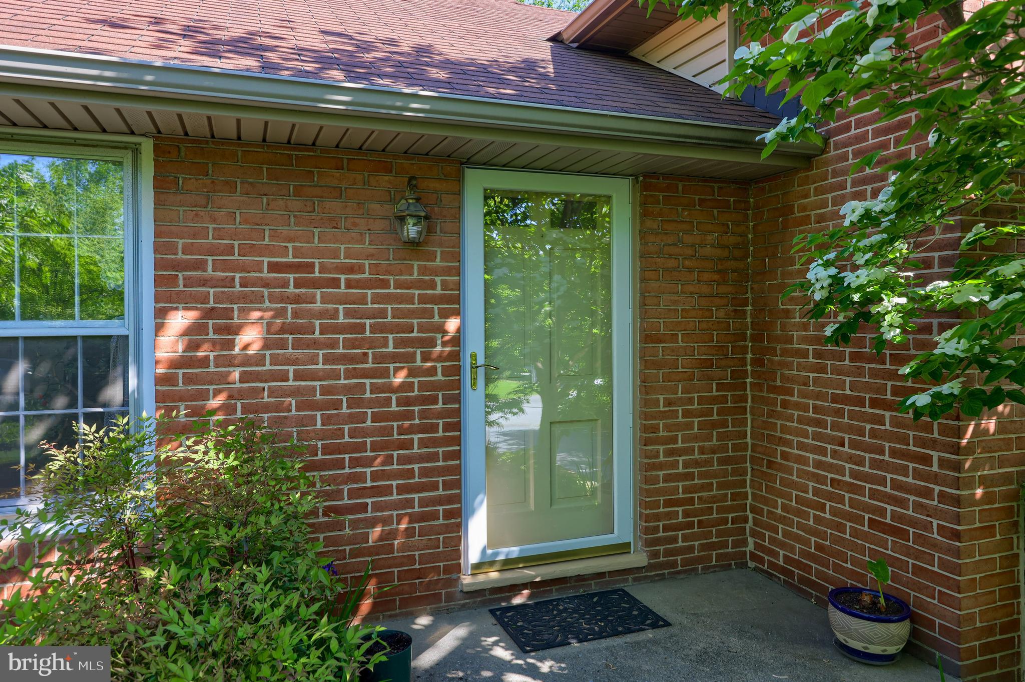 1171 Grandview Road York, PA 17403 - Photo 2 of 47 Gallery Image 2