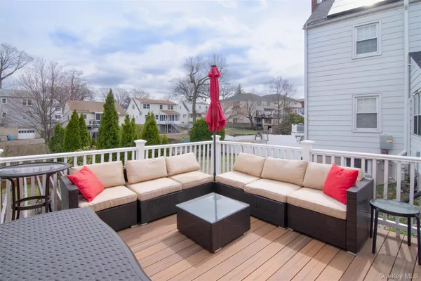 $849,000 | 123 Hildreth Place, Yonkers, NY 10704
