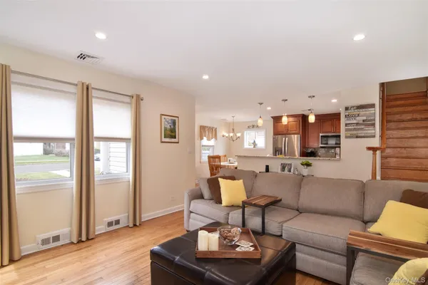 $849,000 | 123 Hildreth Place, Yonkers, NY 10704