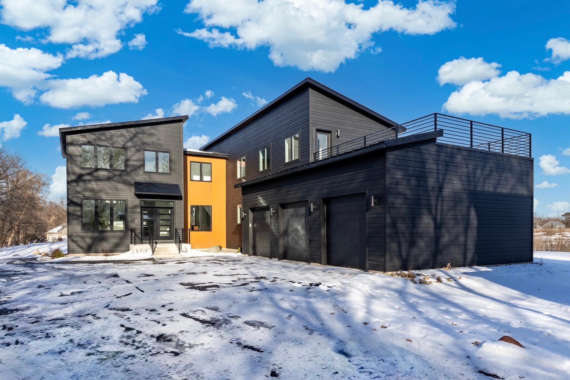 9597 Sandra Lane Minnetonka, MN 55305 - Photo 6 of 52