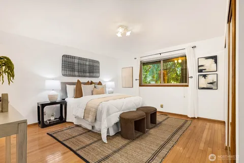 $1,211,000 | 18217 83rd Avenue Northeast, Kenmore, WA 98028