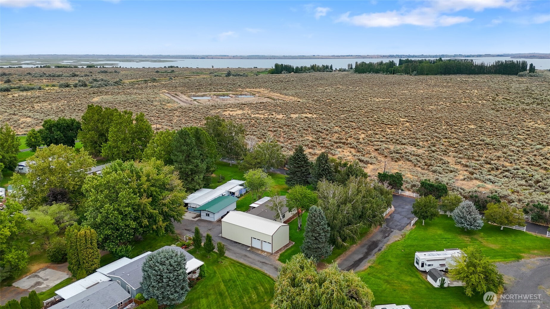 7472 Rd F Southeast, Unit 8 Othello, WA 99344 - Photo 39 of 40 a view of an ocean and beach