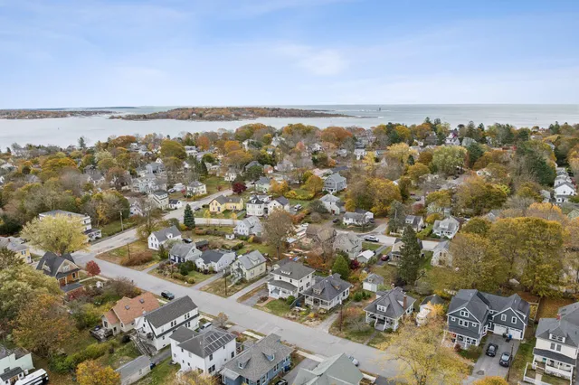 $820,000 | 18 Elsmere Avenue, South Portland, ME 04106