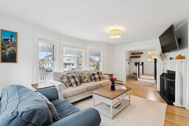 $820,000 | 18 Elsmere Avenue, South Portland, ME 04106