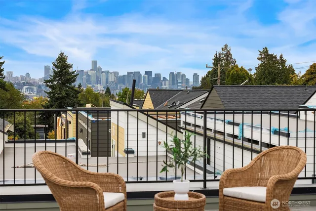 $819,000 | 4418 1st Avenue Northeast, Unit A, Seattle, WA 98105