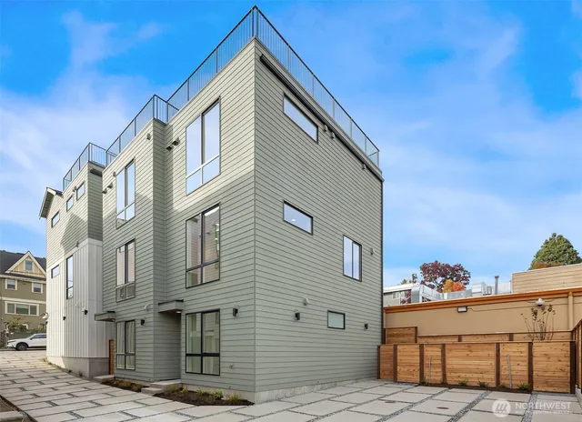 $819,000 | 4418 1st Avenue Northeast, Unit A, Seattle, WA 98105