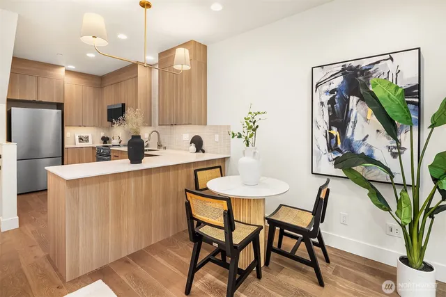 $819,000 | 4418 1st Avenue Northeast, Unit A, Seattle, WA 98105