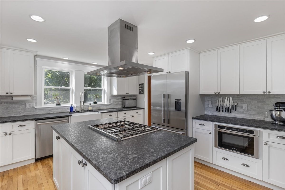 63 Billerica Road Chelmsford, MA 01824 - Photo 1 of 39 Gallery Image 1