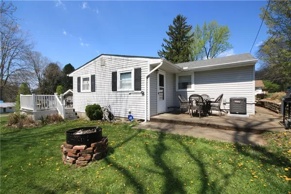 $250,000 | 11999 Crafton Avenue, Conneaut Lake, PA 16316