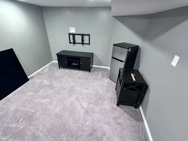 $279,900 | 490 South Alfred Avenue, Elgin, IL 60123