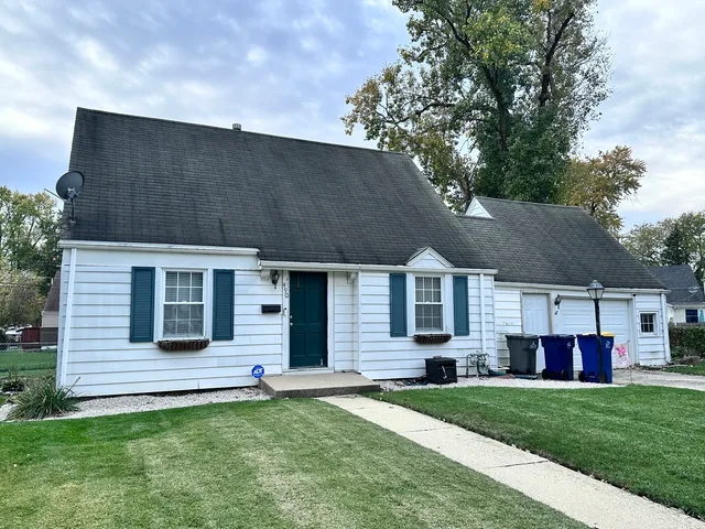 $279,900 | 490 South Alfred Avenue, Elgin, IL 60123