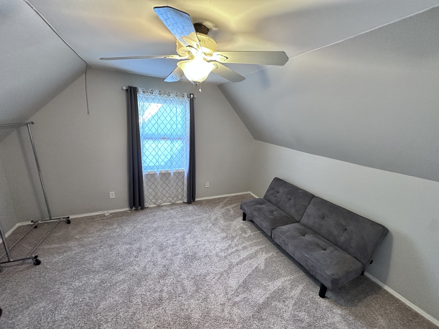 490 South Alfred Avenue Elgin, IL 60123 - Photo 10 of 20