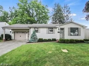 $1,800 | 465 Omar Street, Struthers, OH 44471