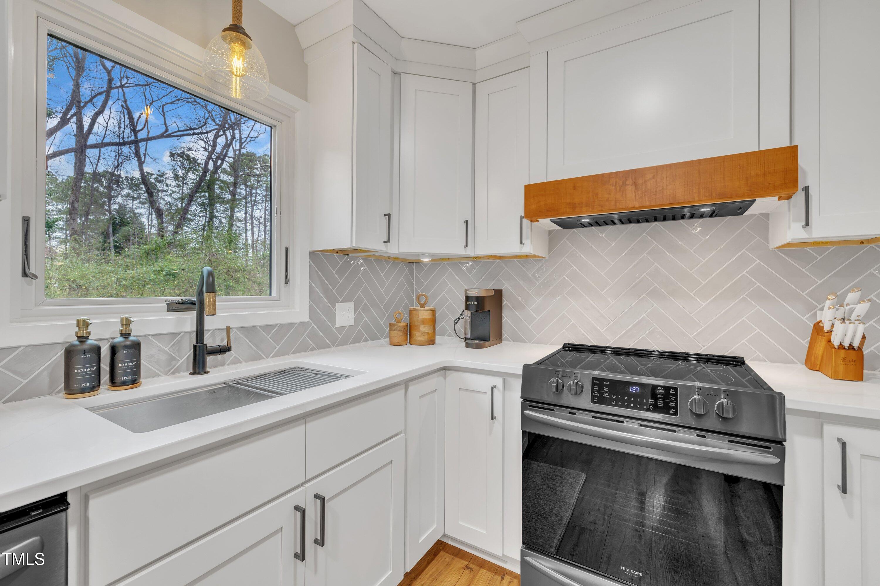305 Dickens Road Fuquay-Varina, NC 27526 - Photo 17 of 39 305 Dickens Rd-8