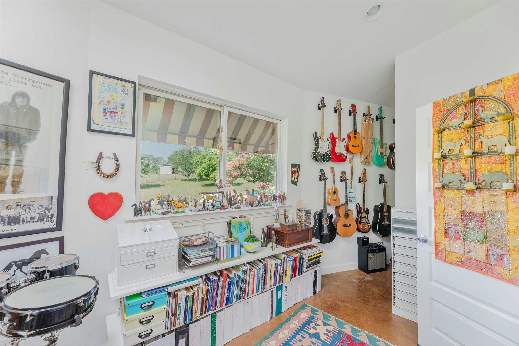 15950 Decker Lake Road Manor, TX 78653 - Photo 28 of 37 Bedroom 2